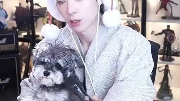 存一个经纪人当众pua女明星呆米体重,呆米敢怒不敢言现场@摩登兄弟