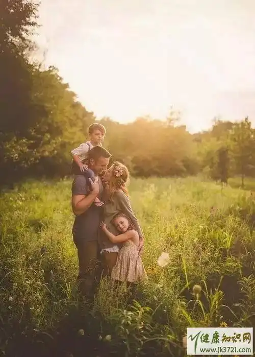这才是拍全家福的最高境界全家福拍照姿势的摆法