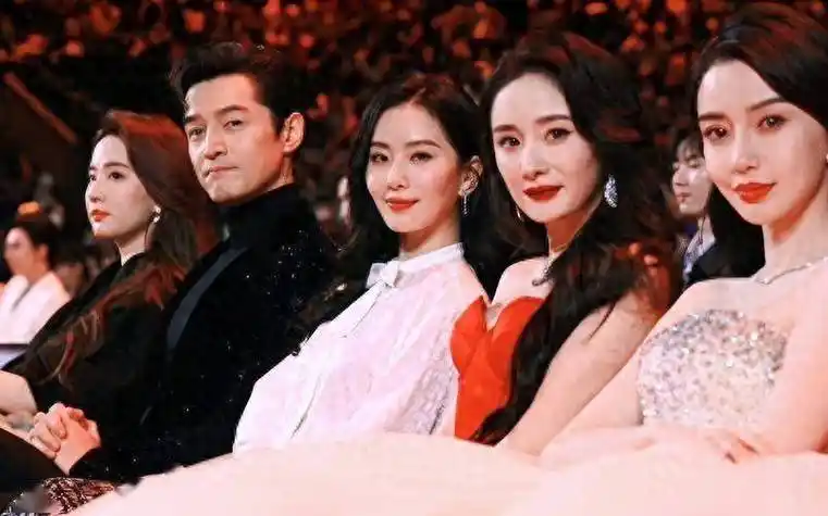 瘫痪,每日洗肾4次,晚景凄凉的6位明星不如普通人_张洪杰_冯喆_女儿