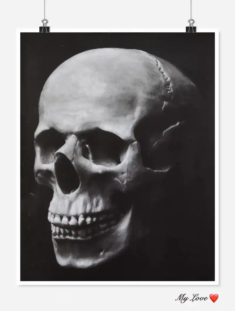 骷髅头鬼面具现身