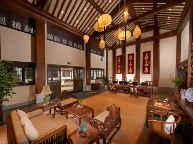 双人报价套餐-海宁盐官景区自驾2日游>宿海宁盐官古城开元曼居观堂苑