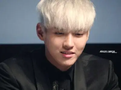 吴亦凡# #kris# #白发少年# by mrjuno