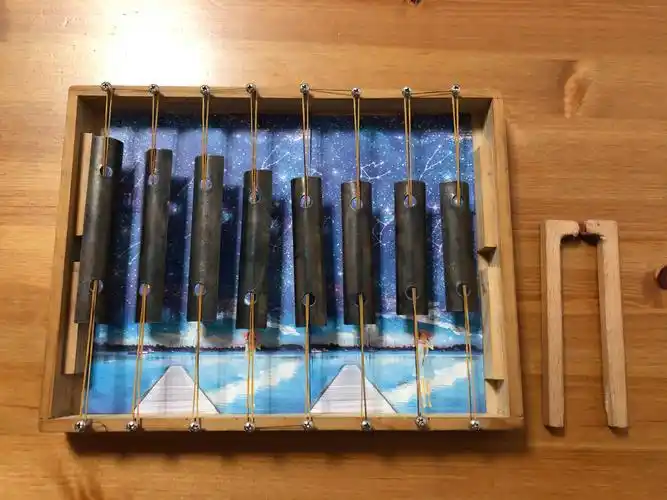 自制乐器之八音手敲琴 余可欣