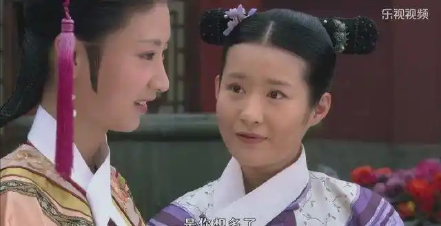 《甄嬛传》中作者流潋紫给沈眉庄的判词是"宁可枝头抱香死,不曾吹落