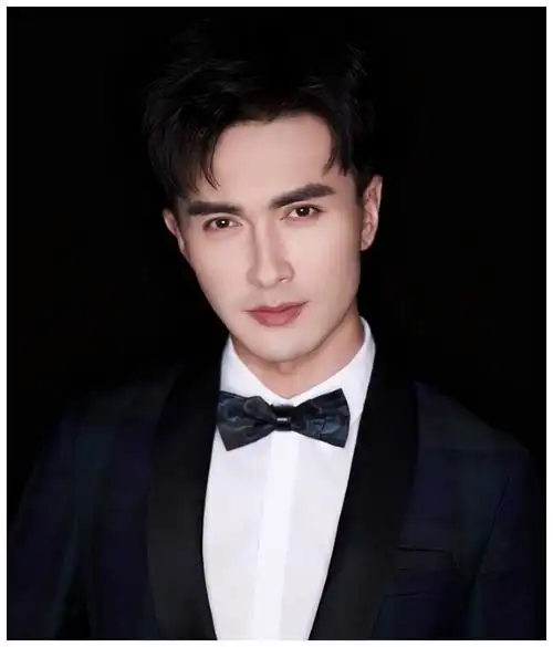 中国最帅的5个男明星张艺兴第三王一博第二肖战实至名归