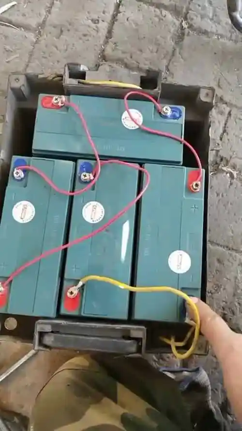 教你48伏电瓶的正确连接方法可别再弄错了