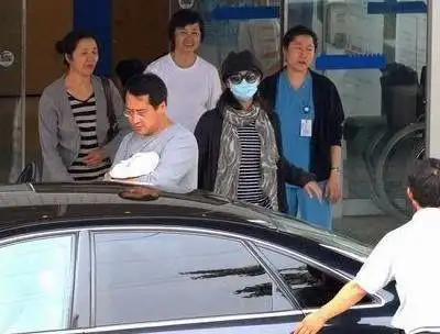 陈好首次产女老公刘海峰现身