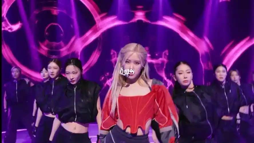 是谁要被朴彩英美到昏过去了!