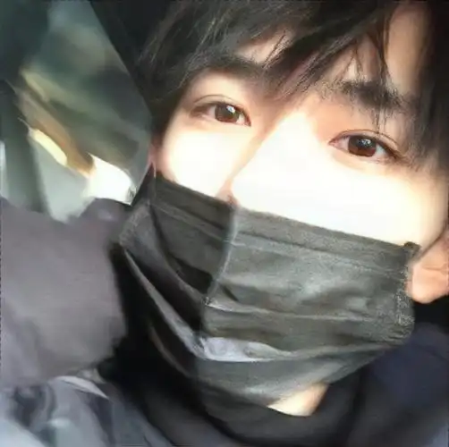 易烊千玺头像 太爱啦!95