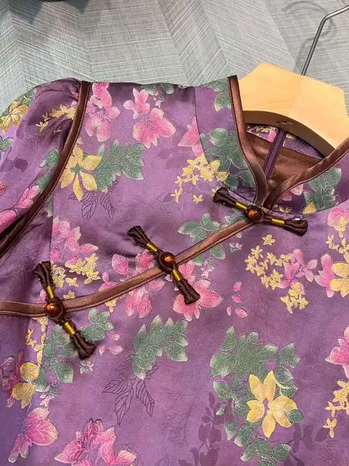 立领斜襟改良唐装新中式衬衣衬衫长袖人丝提花中国风上衣女春秋款