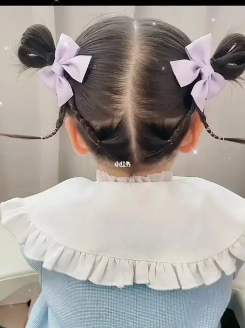 扎两个爱心丸子头结果真的简单又可爱呀短发宝宝编发两岁宝宝编发儿童