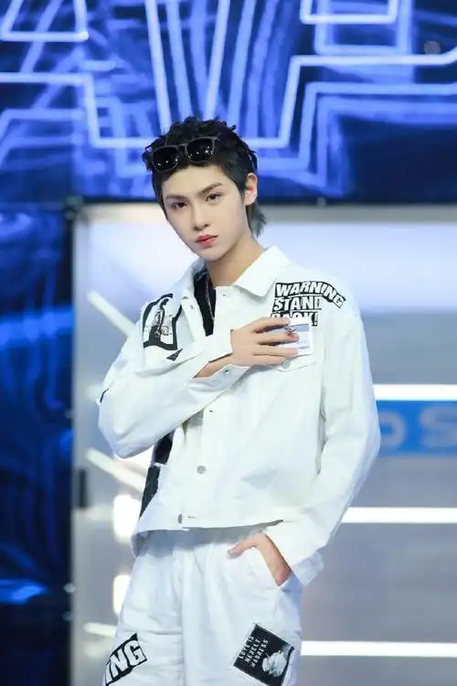 黄明昊justin快乐大本营##快乐大本营