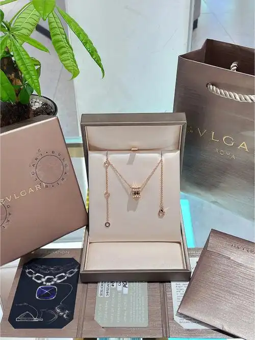 宝格丽bzero1弹簧玫瑰金项链万年经典款
