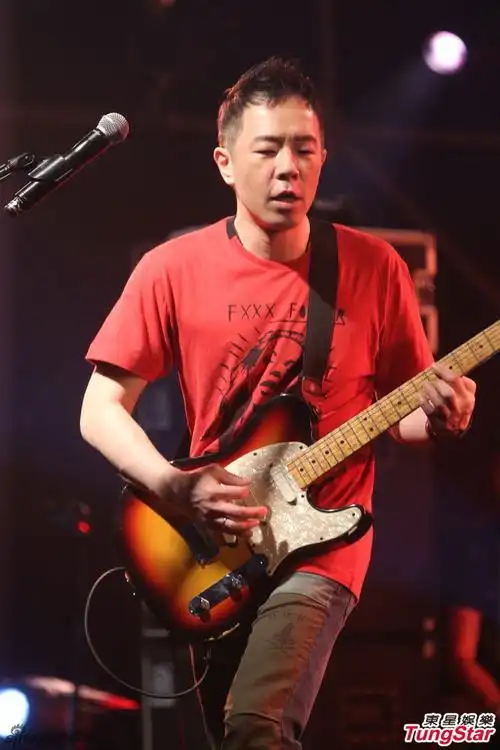 组图:黄贯中暌违三年来台开唱 犀利趴提前暖身_高清图集_新浪网