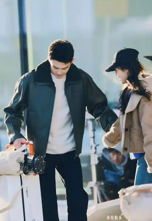 吴磊问赵今麦有男朋友了吗,肉眼看得出来两人都心动了,配一脸!