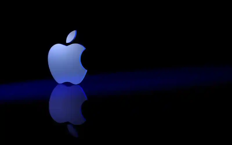 伟大的蓝色苹果壁纸1366x768分辨率查看