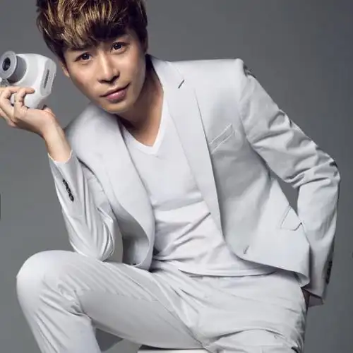 齐晨出场费齐晨商演邀请齐晨肖像代言费