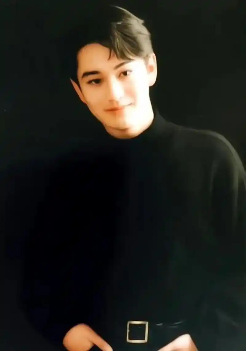 如果黄晓明,邓超和沈腾年轻20岁会变成什么样?