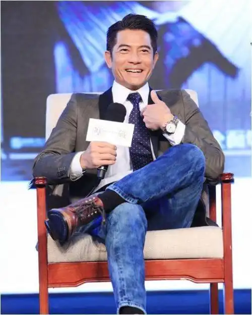 忠诚陪伴郭富城三十年62岁她仍未嫁眼见他娶妻痛彻心扉