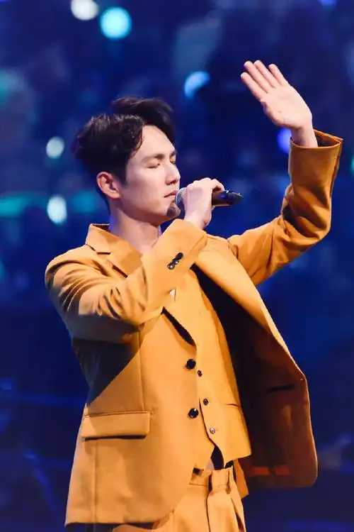 钟汉良电视剧亦舞之城##钟汉良o巡回演唱会##钟汉良冯睿