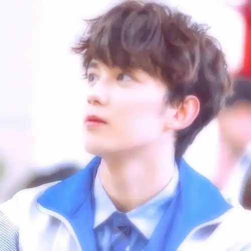 爱豆头像cr.二传注出处 by小乔妹妹的均自截自调图(吴磊)