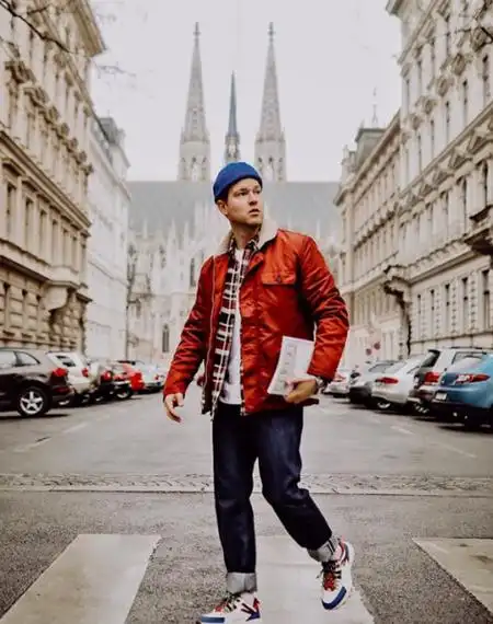 暖色系外套打造时尚潮男风 外套选择搭配建议分享(2) - 穿衣搭配 - 领