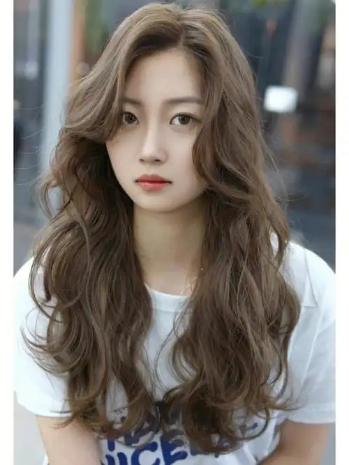 适合夏天的发色