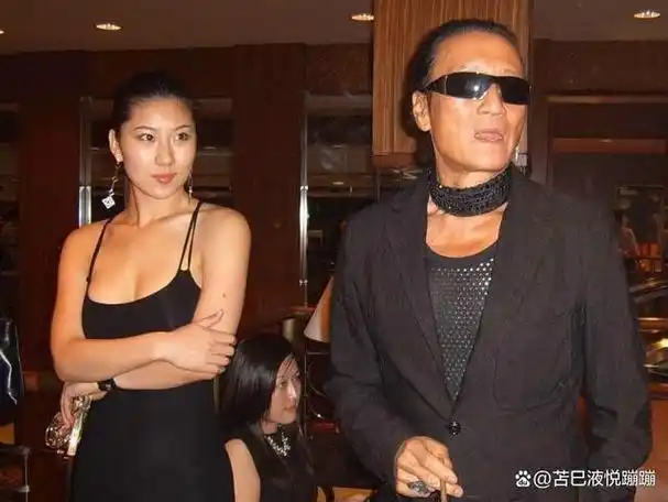 与谢贤共度12载青春换2000万38岁coco现状引人关