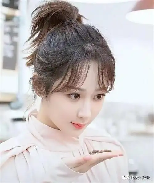 个人资料简介杨紫(中国90后实力女演员杨紫)(5)