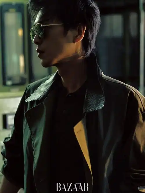 张若昀时尚芭莎首封##张若昀复古芭莎大片