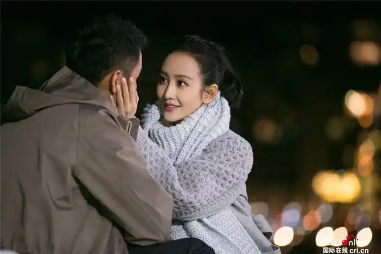 别人家的情人节!王鸥明道七夕"捧脸杀"满眼宠溺