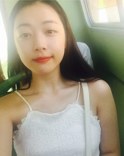 崔雪莉suli自拍ins