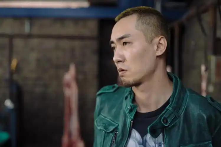 实力派硬汉小生董博睿厚积薄发戏路宽广演技扎实