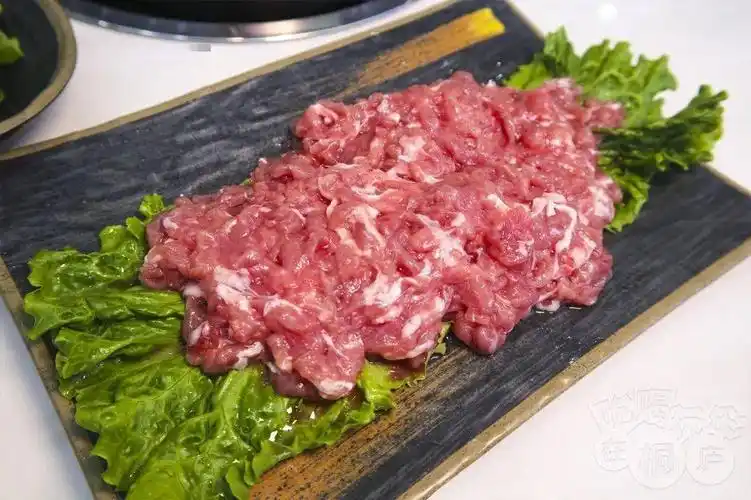 新鲜现切,肉嫩味美!这顿全牛宴火锅,桐庐人来晚了连门都进不去!