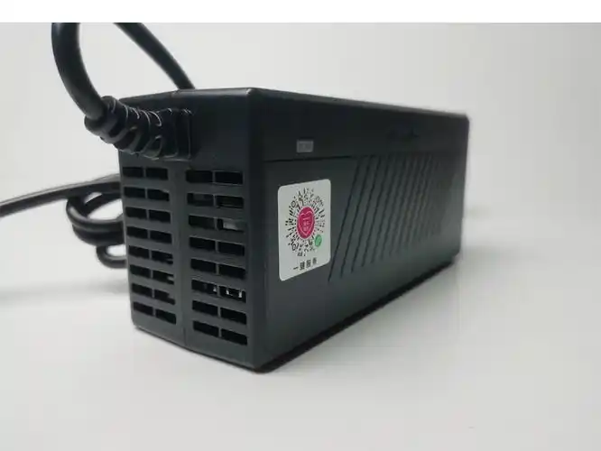 适用于爱玛电动车专用充电器48v12ah60v2024ah铅酸锂电池电瓶车72伏