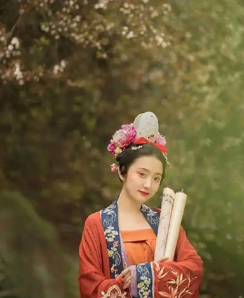 宋朝花冠可以有多美?你看看刘诗诗就知道了!仙子本仙无疑了!