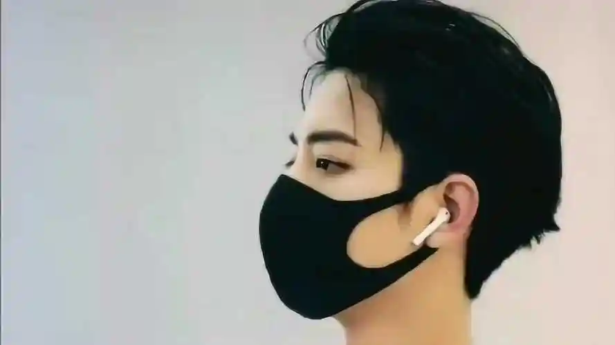 肖战随手一抓的发型迷倒了万千少女,大背头造型真的是a到爆!