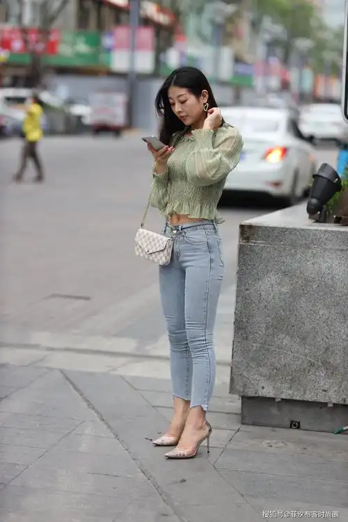 这个夏天,高跟鞋跟大长腿更配哦,性感女人杀手锏