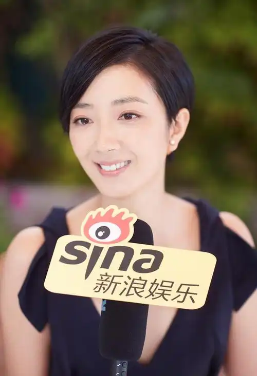 胡歌自曝是昆汀粉丝 桂纶镁谈亲密戏赞胡歌专业