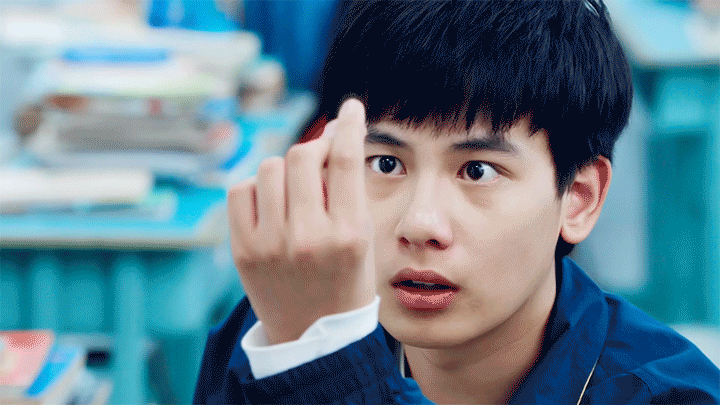 最近追《棋魂》,发现胡先煦真的很可爱