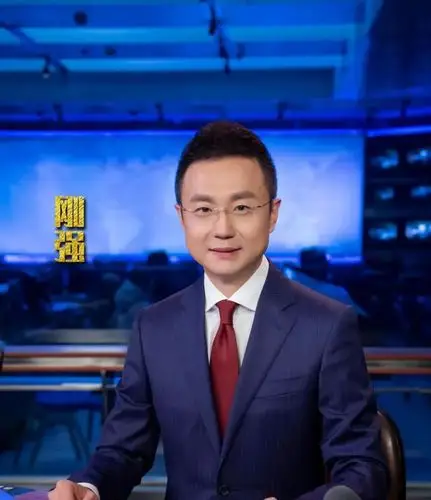 曾获全国广播电视主持人播音指导.