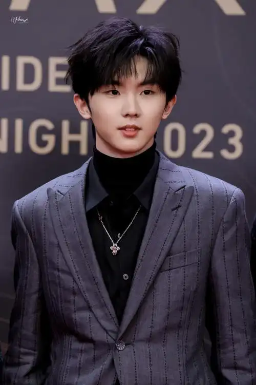 全能音乐人马嘉祺##星光大赏红毯##时代少年团全员e人