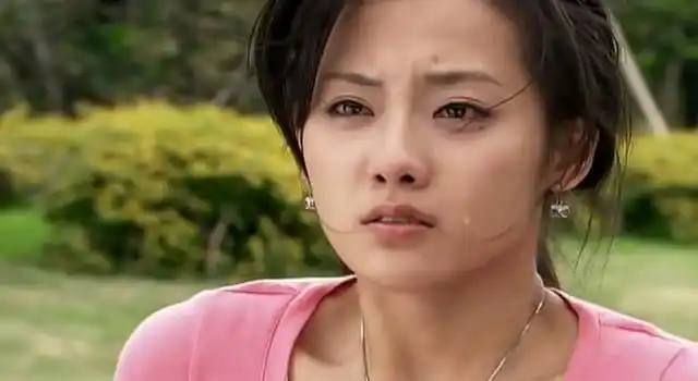 《又见一帘幽梦》是第一部剧,那时候真的巨羡慕紫菱有个费云帆啊!