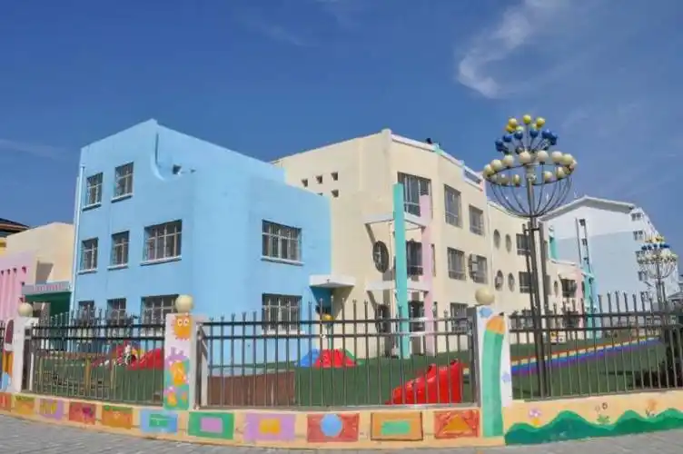 杨镇中心幼儿园庆六一亲子涂鸦节活动开始啦