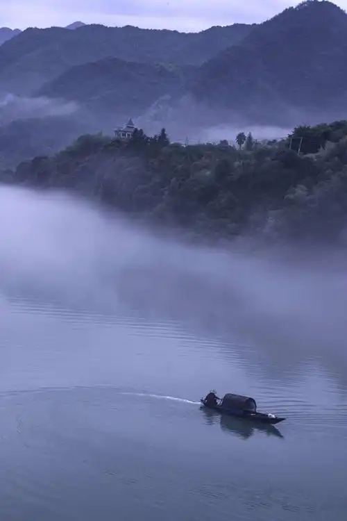 衢州乌溪江景色 烟雨江南