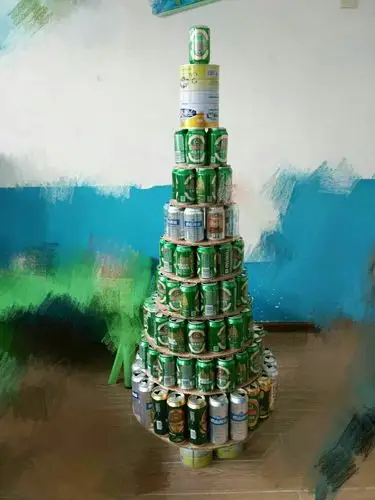 易拉罐还能这么玩?秒变圣诞树,你能吗?