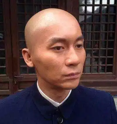 剃个光头大家就知道了,看看谁最帅吧?