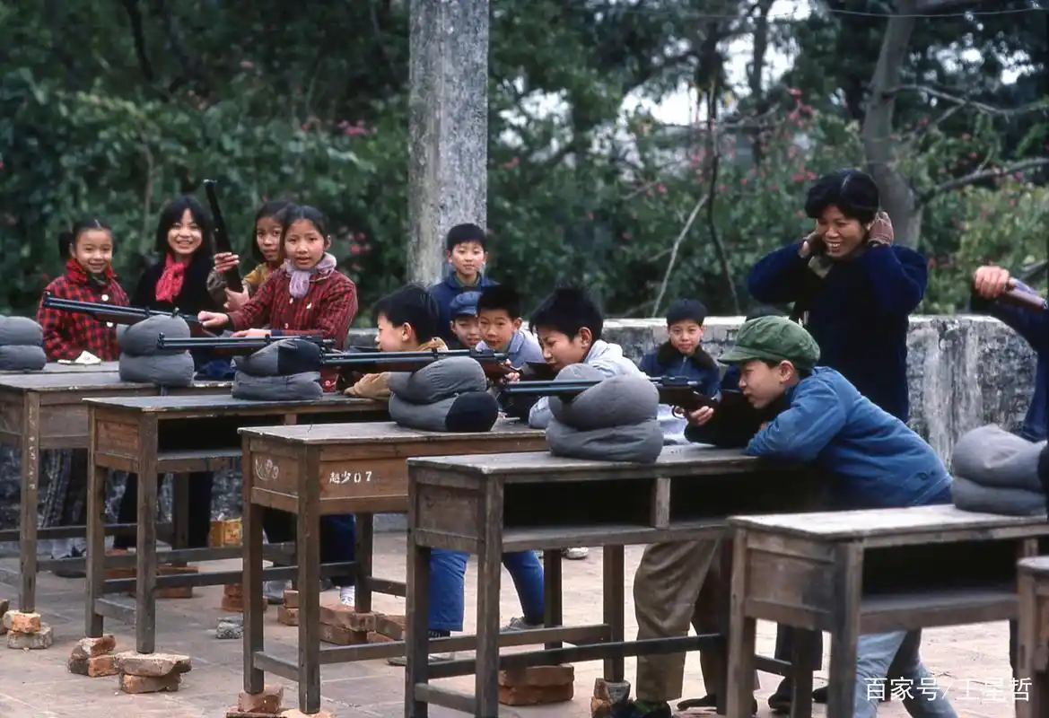 100张七十年代的中国老照片
