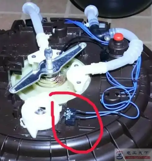 九阳电压力煲锅盖怎么拆卸,附拆卸流程步骤