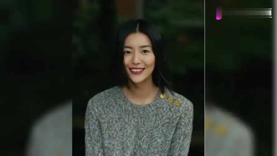 刘雯,首位拥有芭比娃娃形象的亚洲模特,恭喜大表姐,女神节快乐